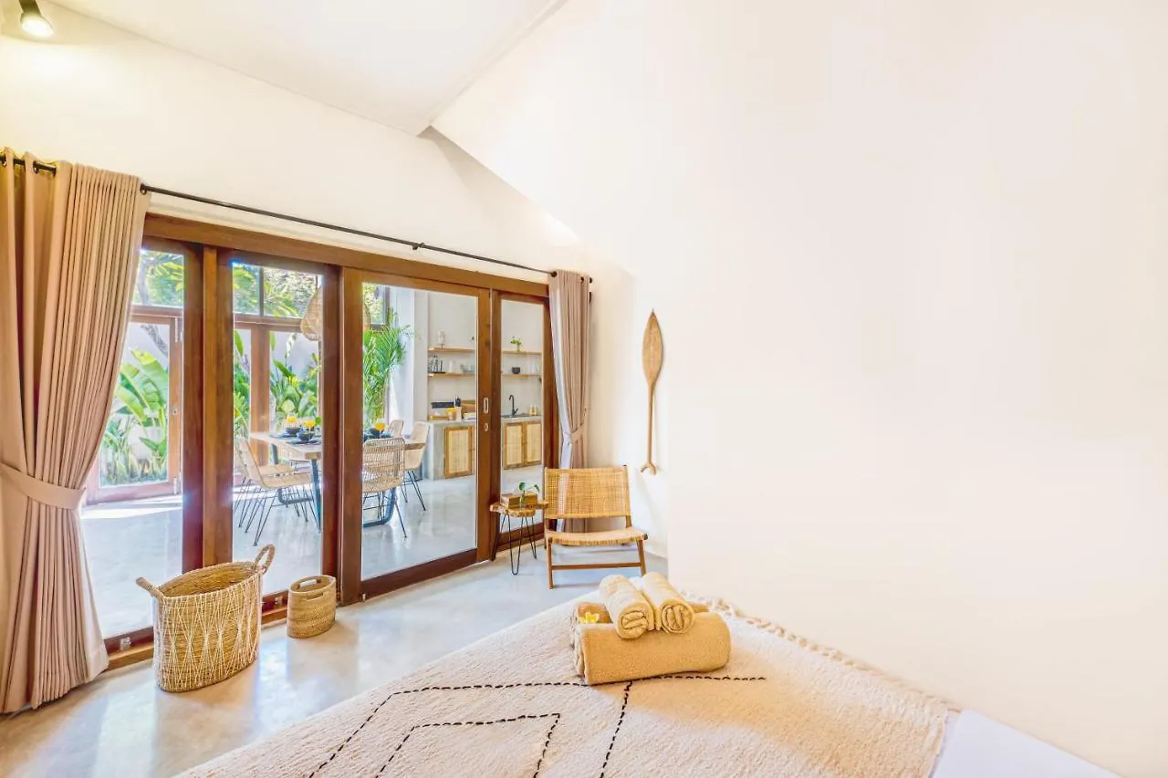 New Fresh 3Bd Prime Location Villa Seminyak