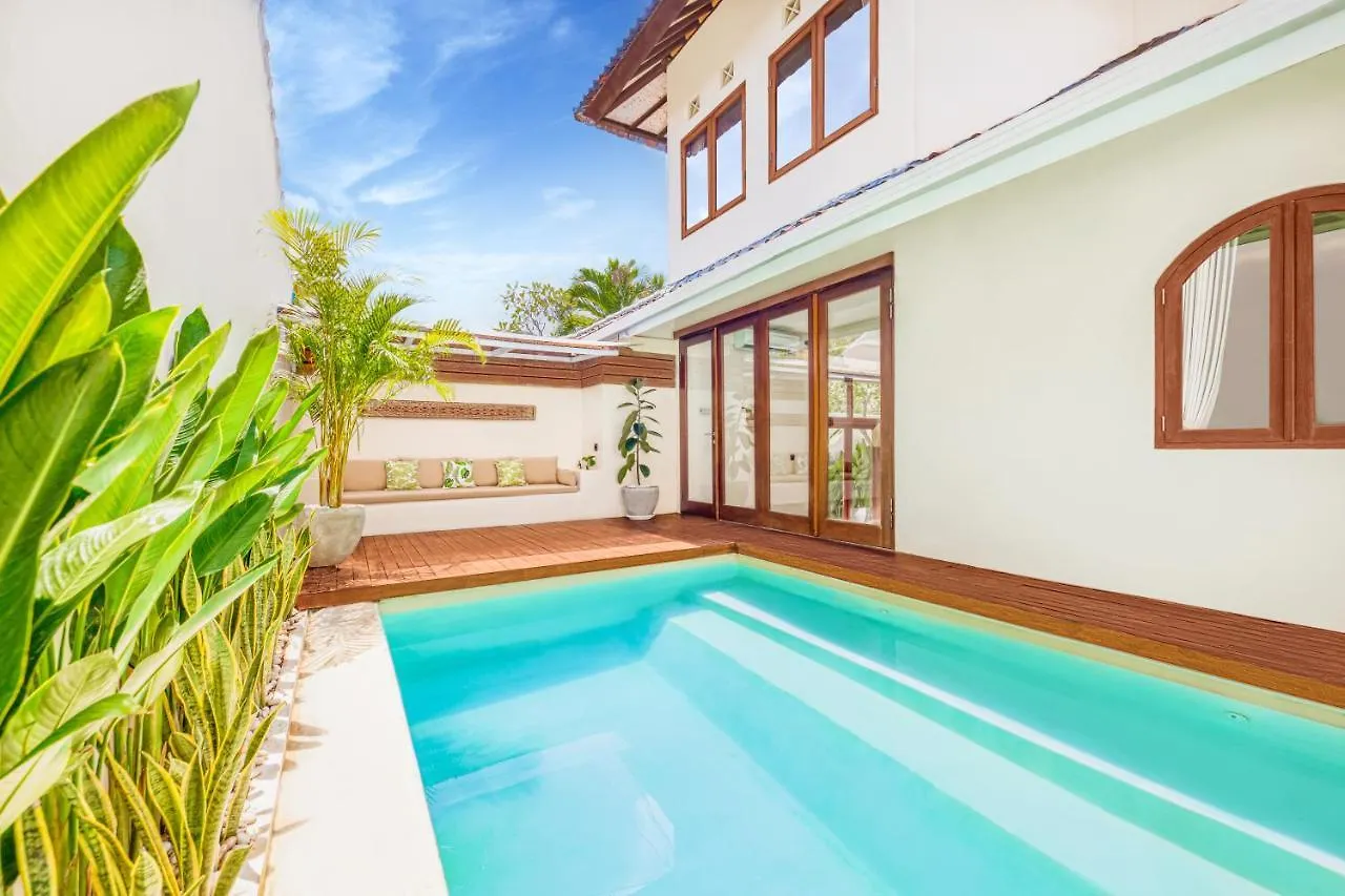 New Fresh 3Bd Prime Location Villa Seminyak